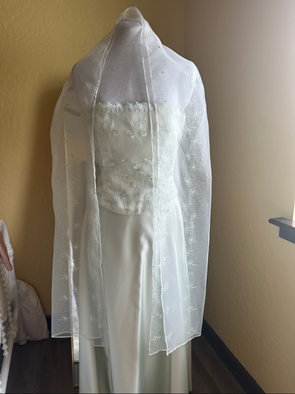 Jessica McClintock Strapless Mint Satin Dress - Size 8 - Picture 7 of 8